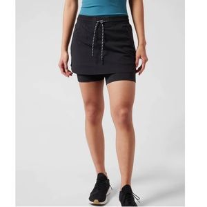 Athleta Black Trekkie Hiking Tennis Golf Under Shorts Skort or Skirt Size 6